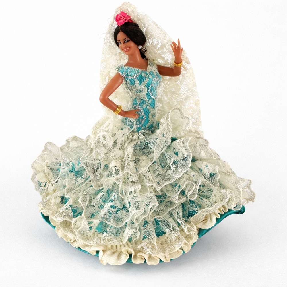 Vintage Spanish Flamenco Dancer Doll Teal Lace Dress Mantilla Veil Souvenir